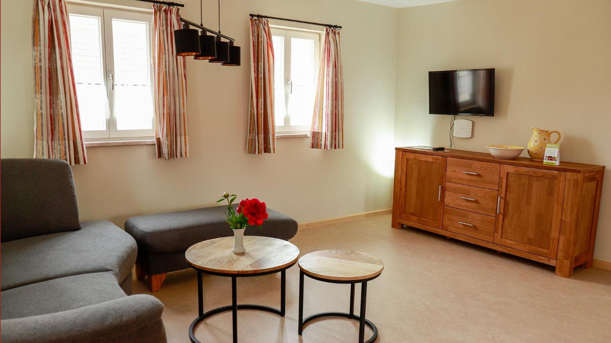 Biobauer Heubach Apartment Ипхофен Екстериор снимка