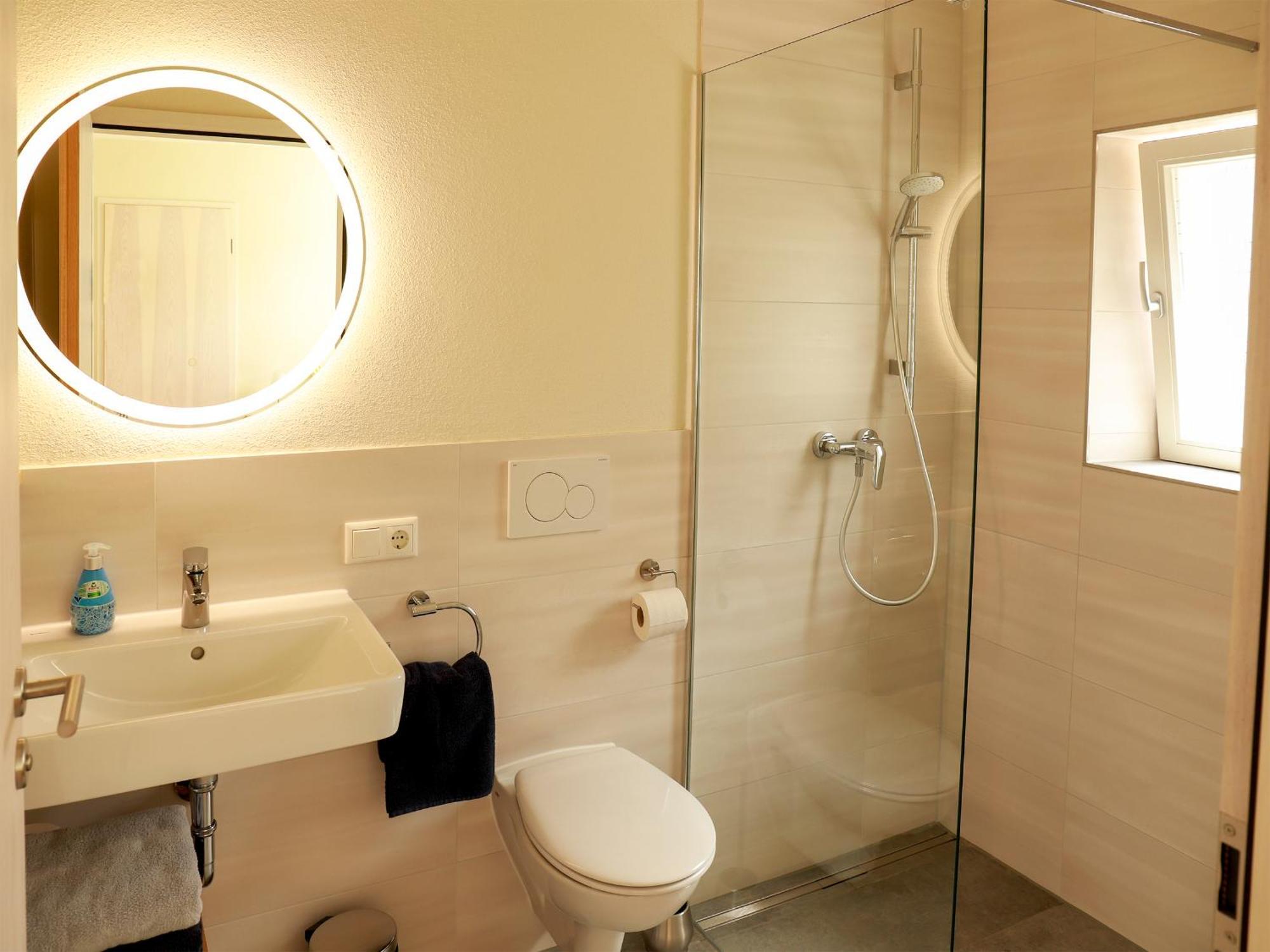 Biobauer Heubach Apartment Ипхофен Екстериор снимка