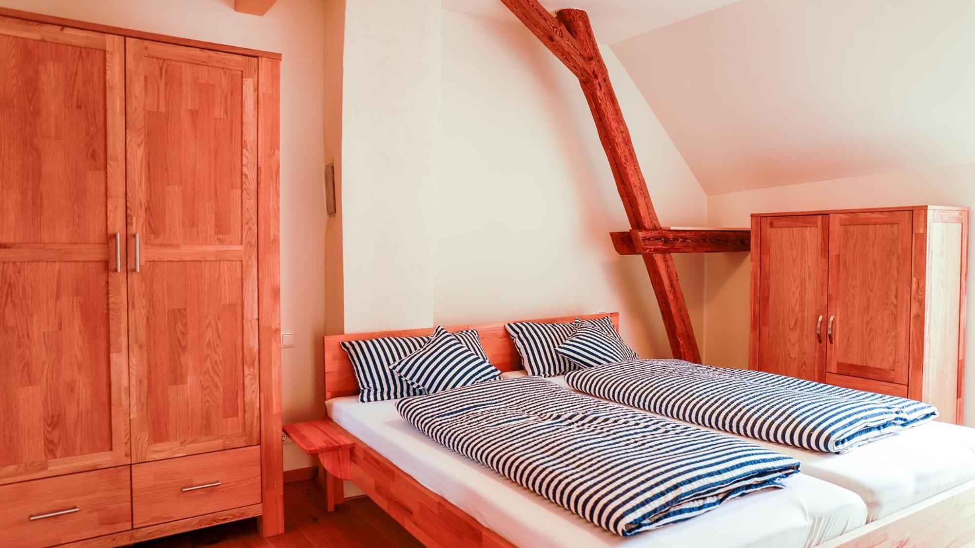 Biobauer Heubach Apartment Ипхофен Екстериор снимка